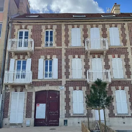 Superbe Appartement Front De Mer Luc-sur-Mer Exterior photo